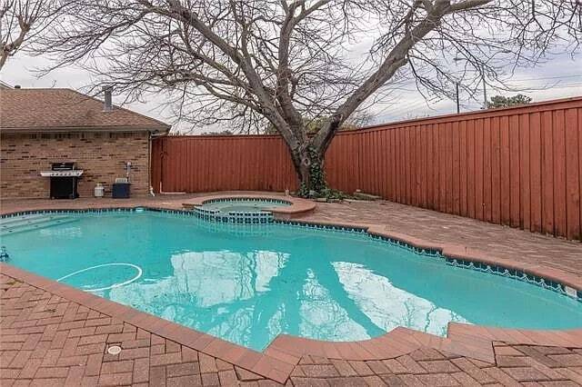 Building Photo - 16209 Havenglen Dr