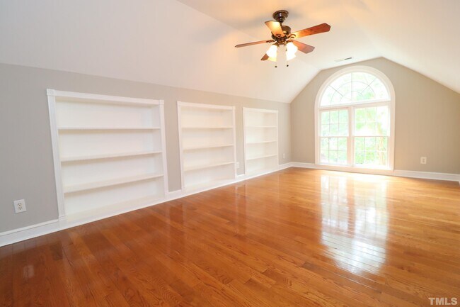 Building Photo - 100 Pebble Ridge Farms Ct