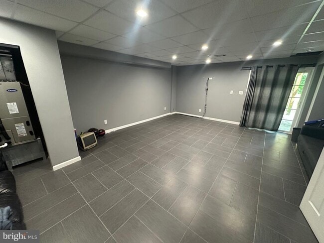 Building Photo - 1259 Kirby Cir
