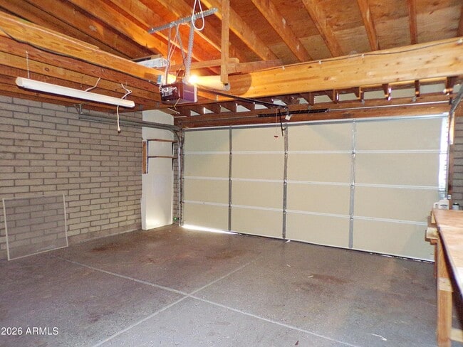 Building Photo - 3723 Woodcock Pl