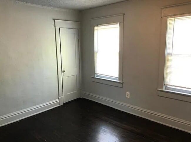 Building Photo - 4920 College Ave