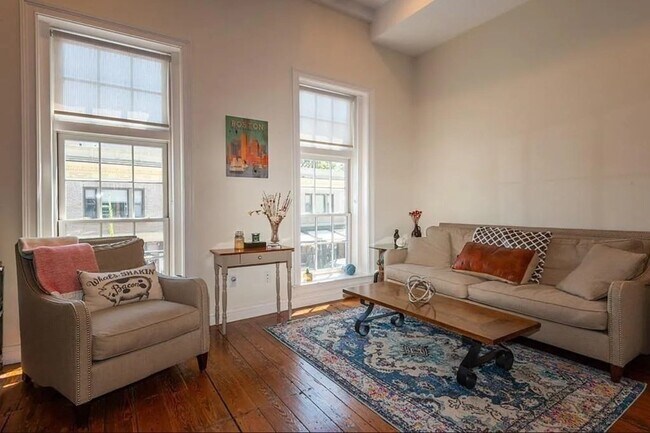 Building Photo - 141 Washington St