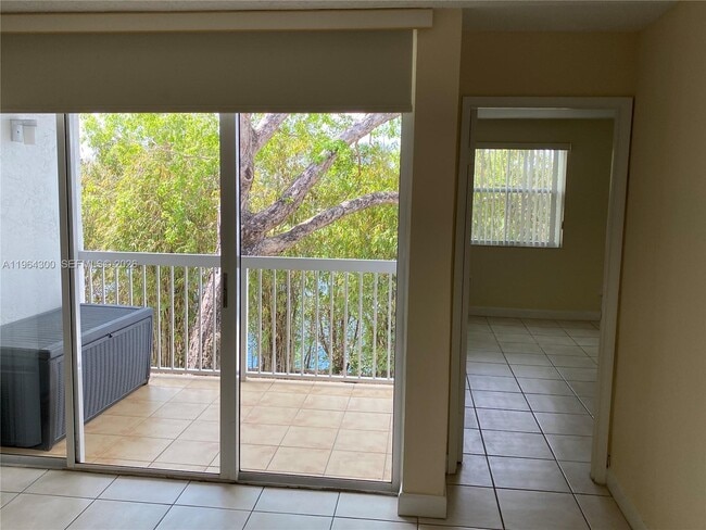 Building Photo - 4772 NW 97th Pl