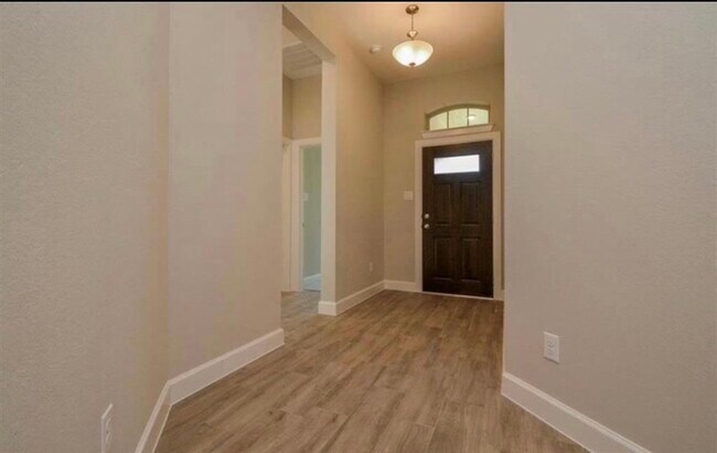 Building Photo - 427 Micaela Meadows Ct