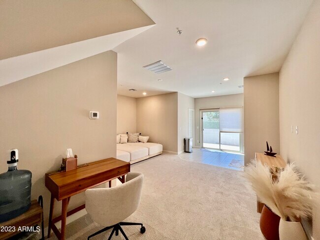 Building Photo - 2145 W Harmont Dr