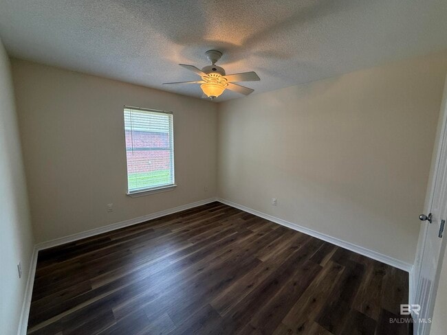 Building Photo - 104 Kemper Ln