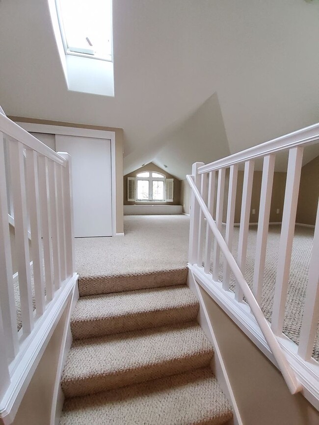 Building Photo - Great Home In Charbonneau