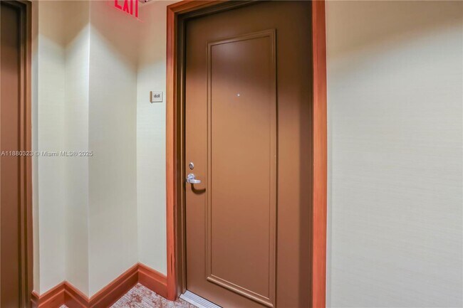 Building Photo - 1050 Brickell Ave