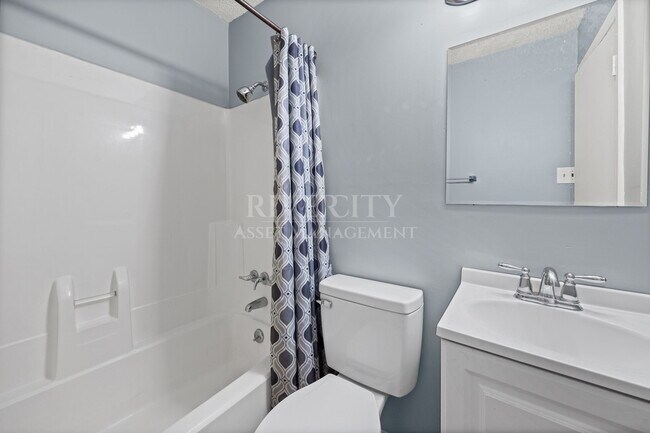 Building Photo - 277 Honduras Dr