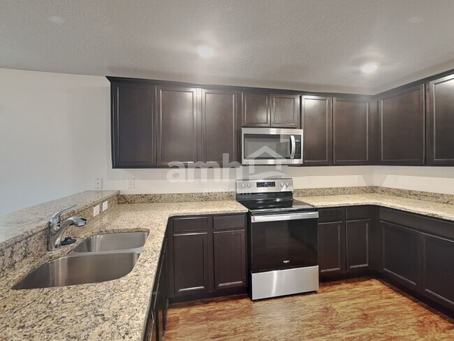 Building Photo - 833 Chatham Walk Dr