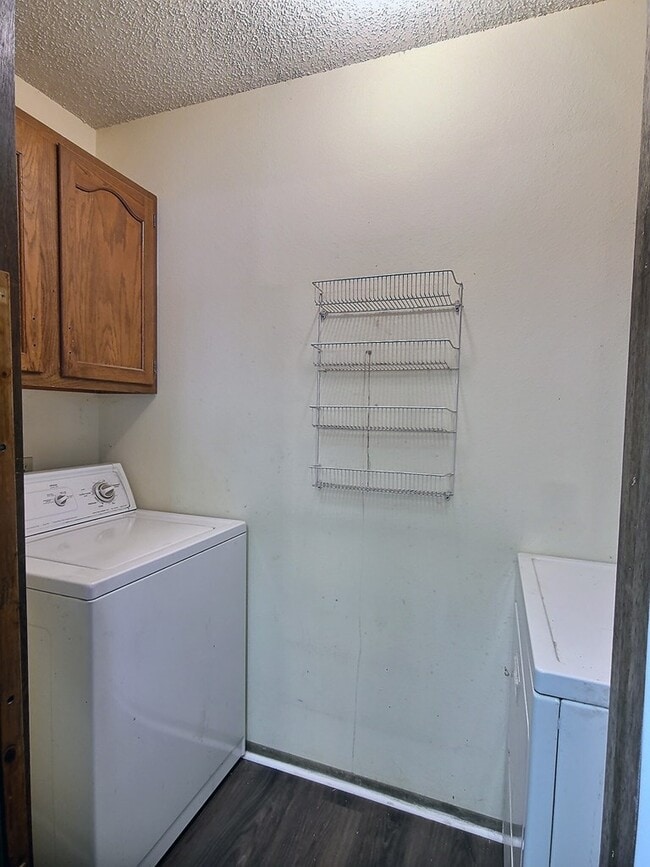 Building Photo - 108 Quail Valley Dr