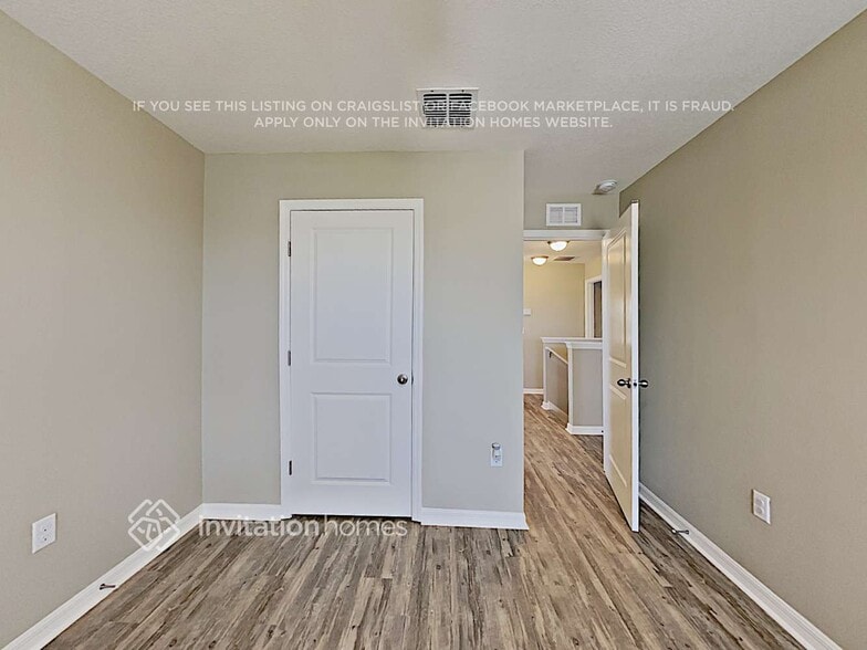 Building Photo - 3122 S Northview Rd