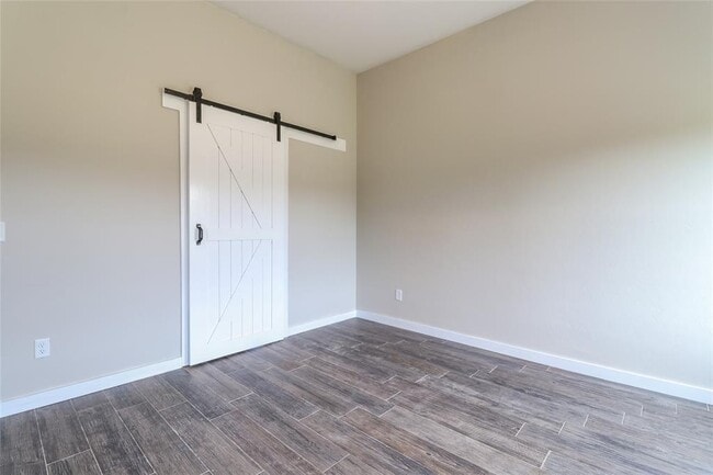 Building Photo - 11357 Paradise Out Ln