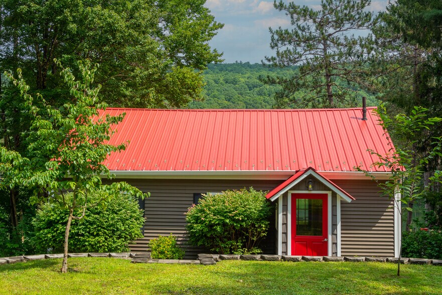 Building Photo - 156 Silliman Cove