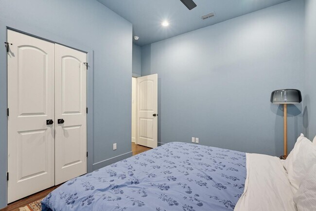 Building Photo - 6518 Stadium Dr