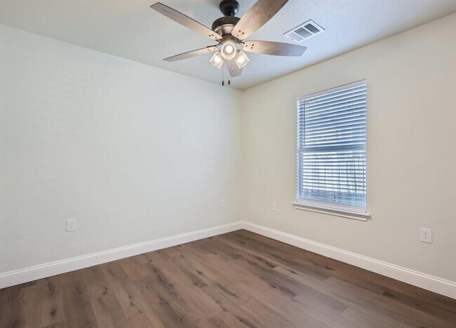 Building Photo - 4704 Blue Meadow Dr