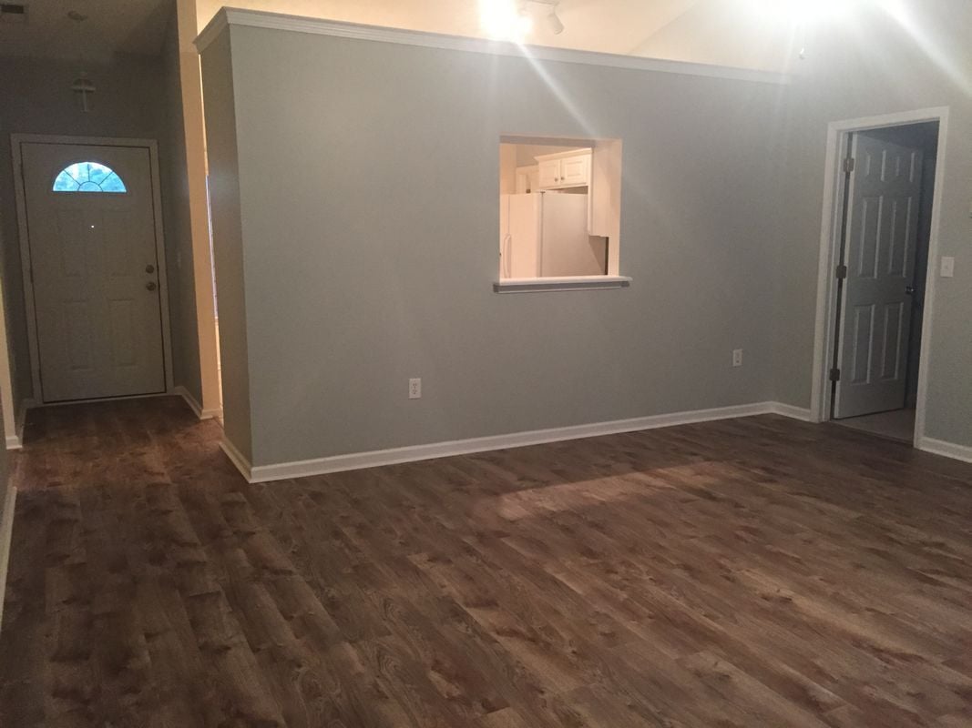 Building Photo - 3905 Camden Dr