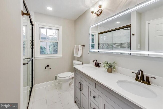 Building Photo - 8530 Monticello Ave