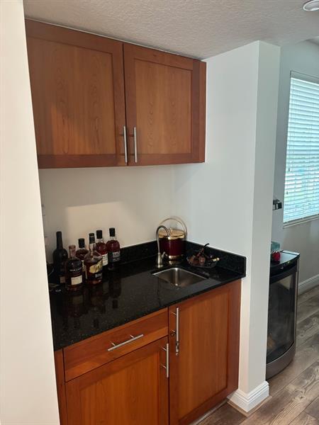 Building Photo - 1316 SW 3rd Ct