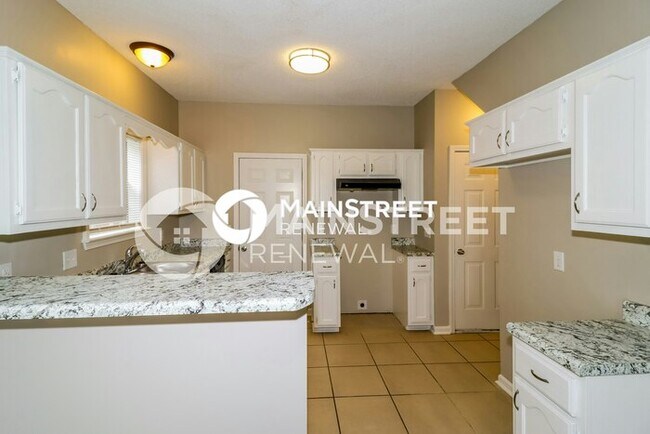 Building Photo - 3 Bedroom Pet-Friendly Home in CORDOVA, TN with Main Street Renewal