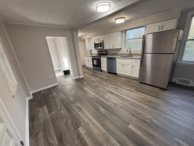 Building Photo - 2689 Strickhouser Rd