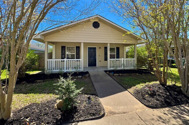 Building Photo - 3455 Angel Ln