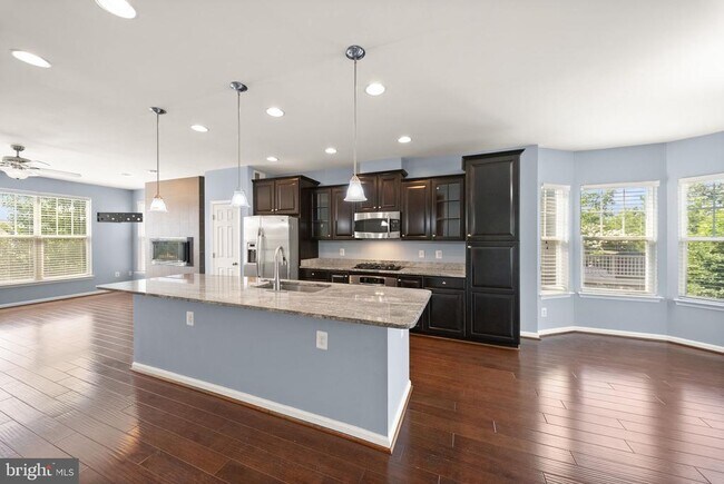 Building Photo - 11845 Lake Baldwin Dr