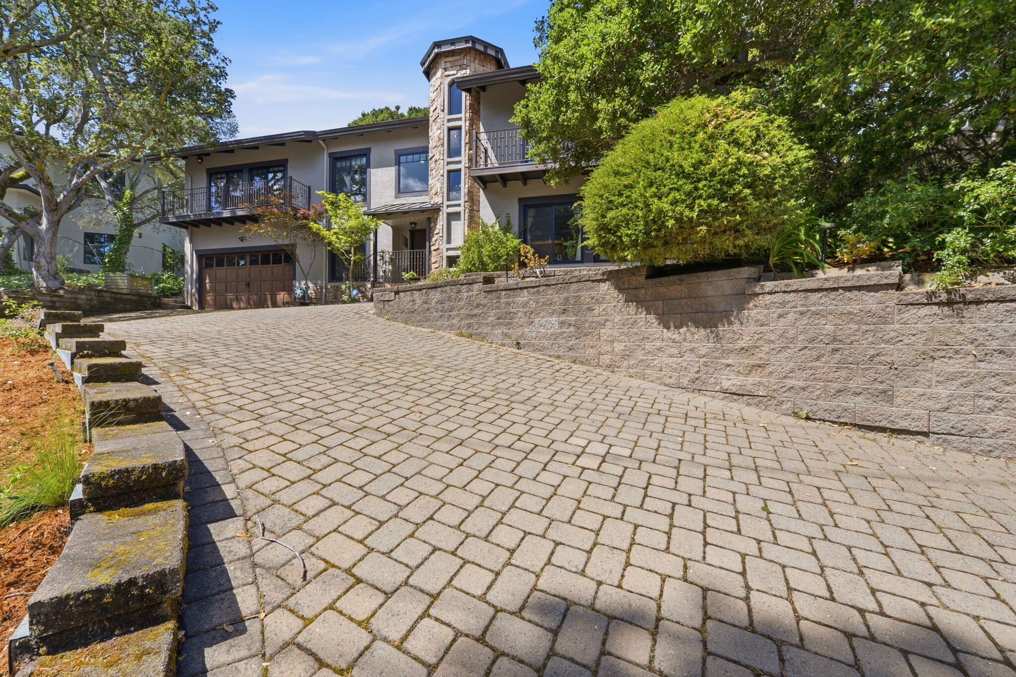 Building Photo - 158 Los Robles Dr