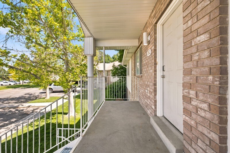 Building Photo - 752 N 1060 W