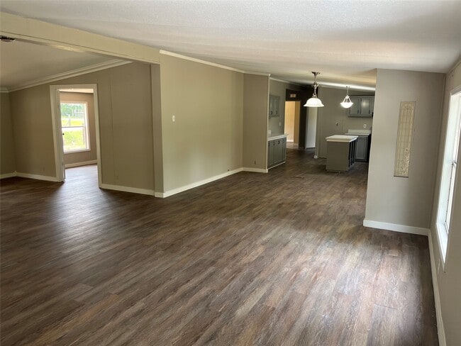 Building Photo - 360 Jammye Dr
