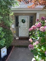 Building Photo - 1274 W Monterey Ave