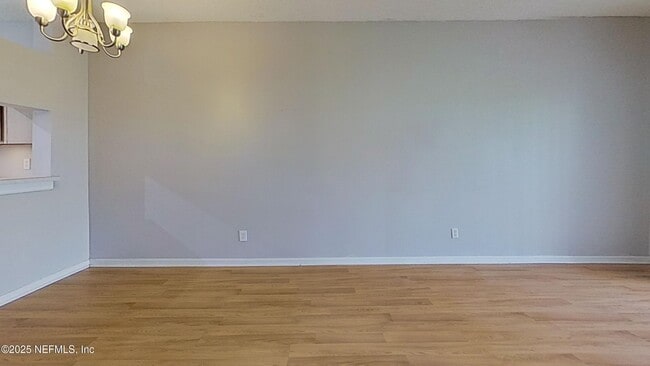 Building Photo - 12311 Kensington Lakes Dr