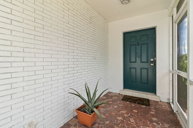 Building Photo - 2596 Starlite Ln