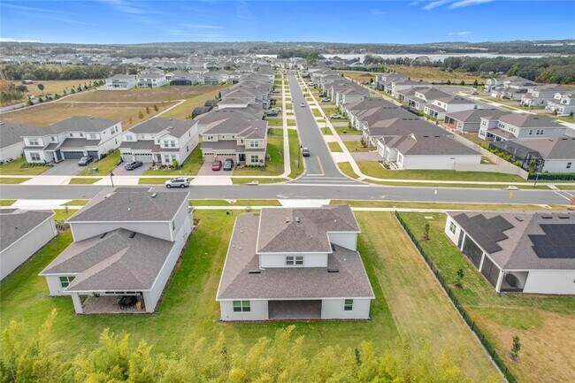Building Photo - 3276 Windbeam Ct