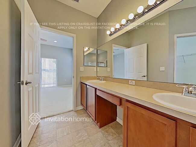 Building Photo - 3632 Bristol Cove Ln