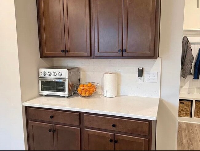 Building Photo - Earn Wealth While Leasing - Like a Homeowner - Lease to Own