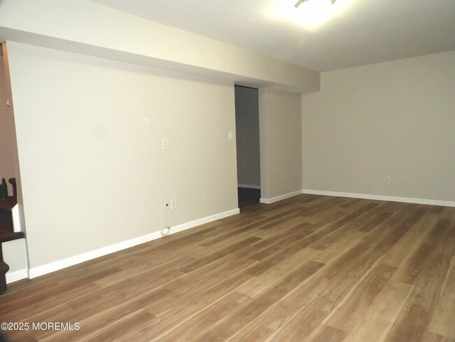 Building Photo - 330 Barcelona Dr