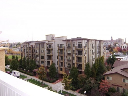Building Photo - Hillside 411 Apartments - 1 bedroom
