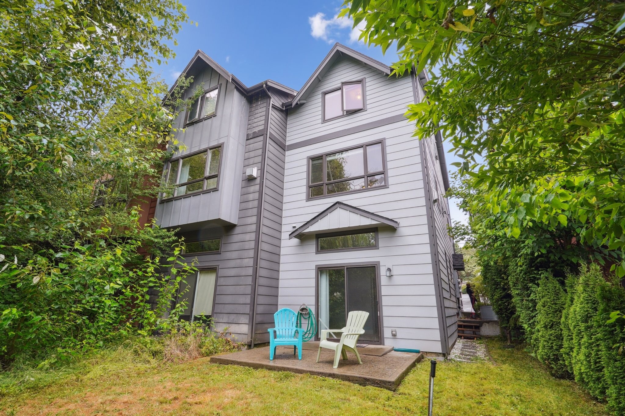 Building Photo - 5939 Delridge Way SW