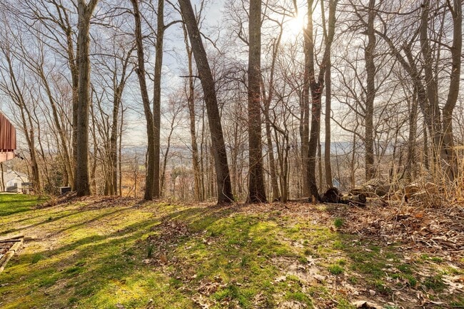 Building Photo - 10595 Blue Bell Way
