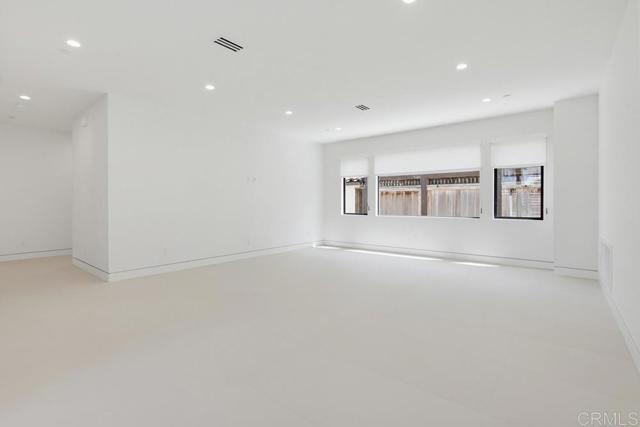 Building Photo - 206 4th St