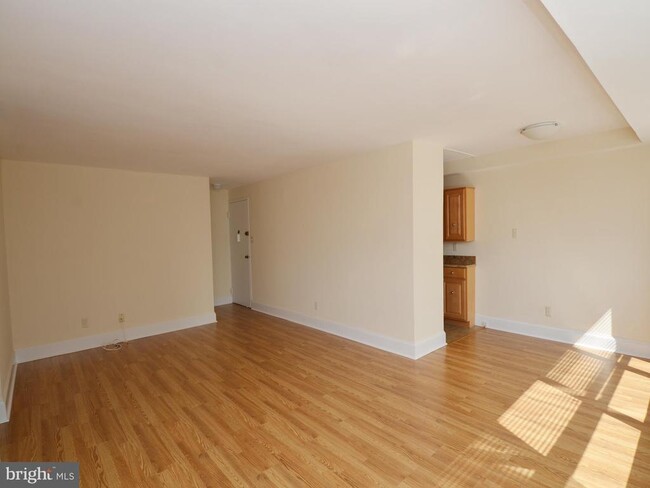 Building Photo - 1810 Rittenhouse Square