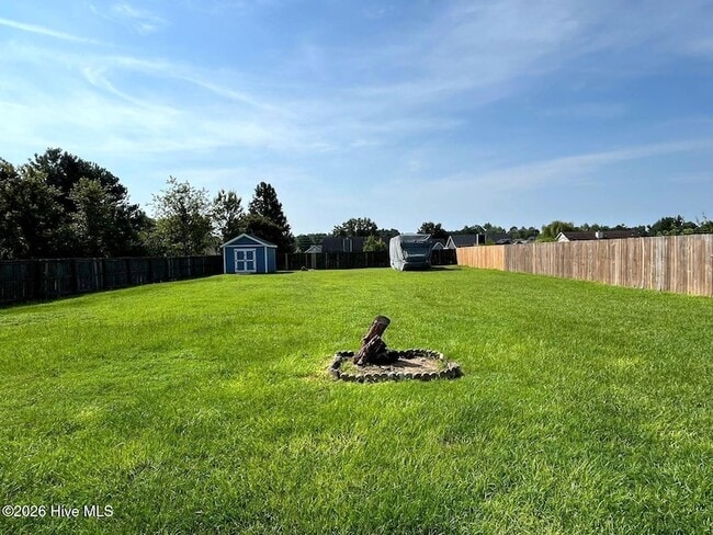 Building Photo - 108 Chapel Hill Dr