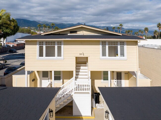 Building Photo - 3 Bed/2 Bath + Office Den - Downtown Santa Barbara