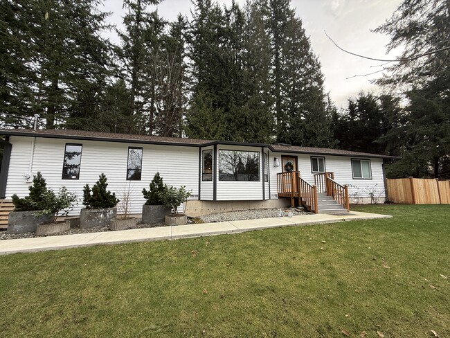 Building Photo - 19611 SR 9