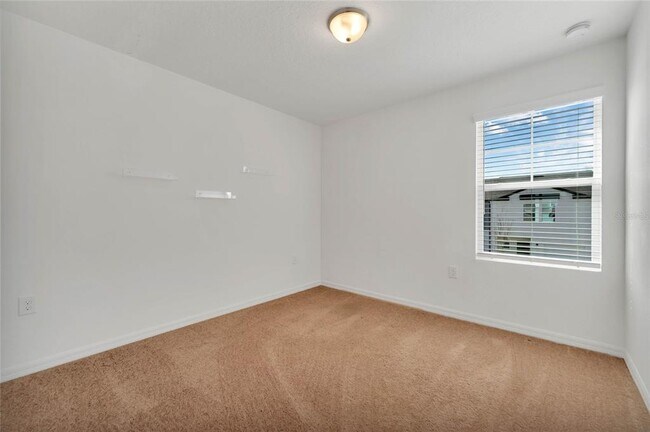 Building Photo - 840 Grandin St