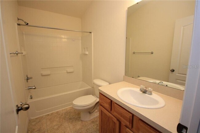 Building Photo - 6783 Breezy Palm Dr