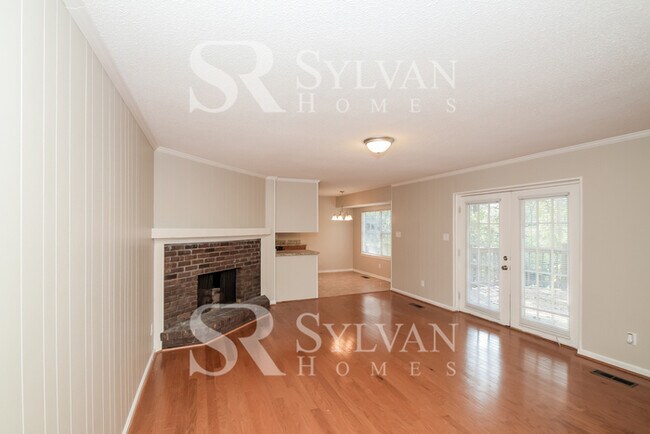 Building Photo - Everything you have been dreaming of is here. Lease today!