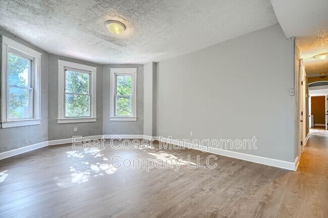 Building Photo - 2800 Harford Rd