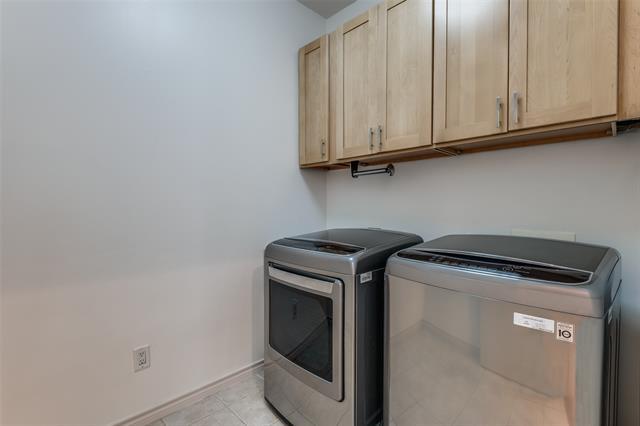 Building Photo - 4310 Buena Vista St